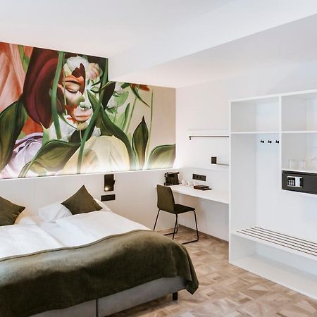 Art-Inn Design Self-Check-In-Hotel Linz Esterno foto