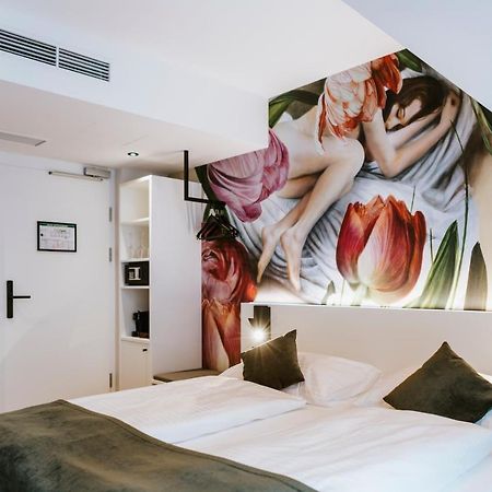 Art-Inn Design Self-Check-In-Hotel Linz Esterno foto