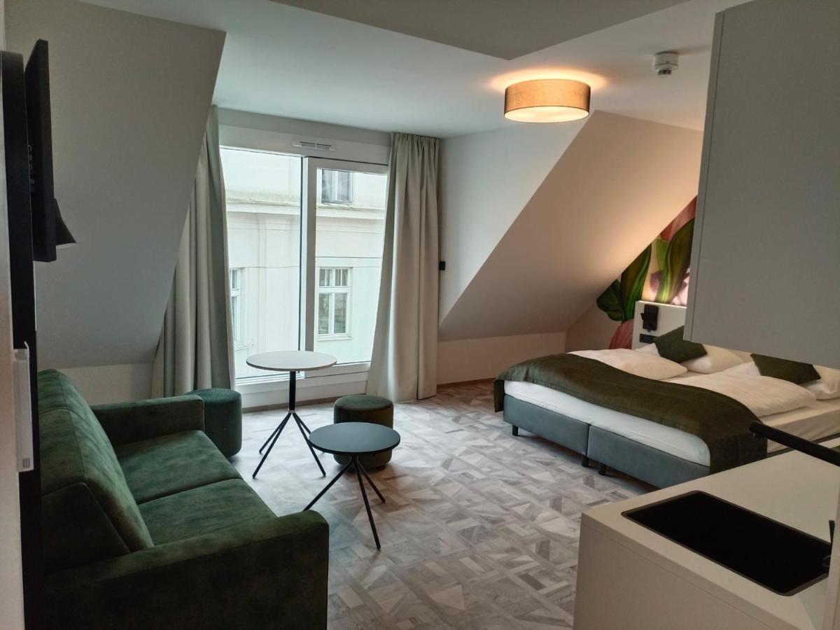 Art-Inn Design Self-Check-In-Hotel Linz Esterno foto