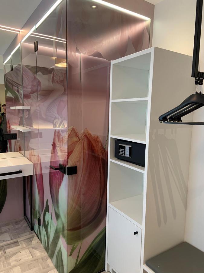 Art-Inn Design Self-Check-In-Hotel Linz Esterno foto
