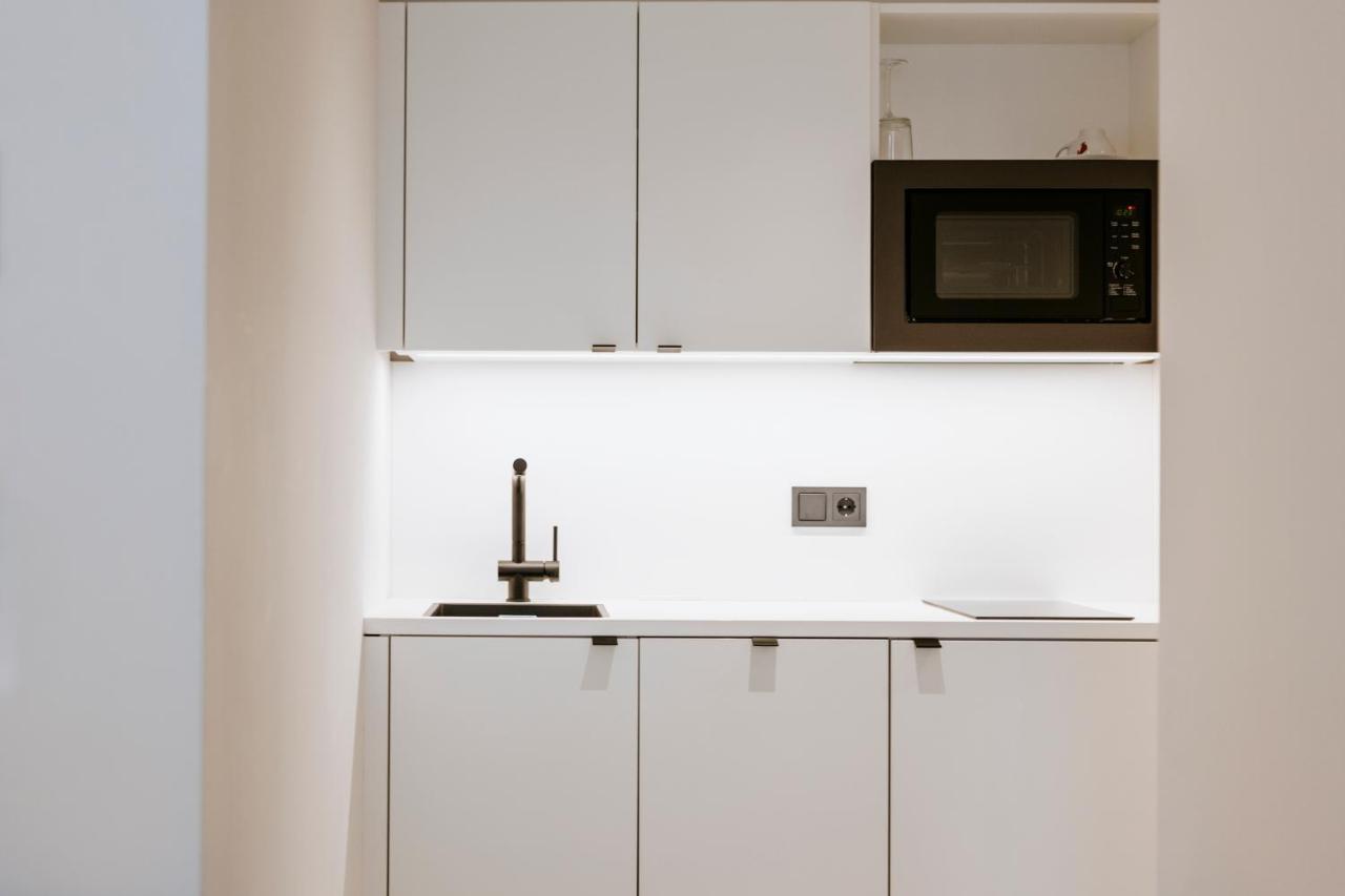 Art-Inn Design Self-Check-In-Hotel Linz Esterno foto